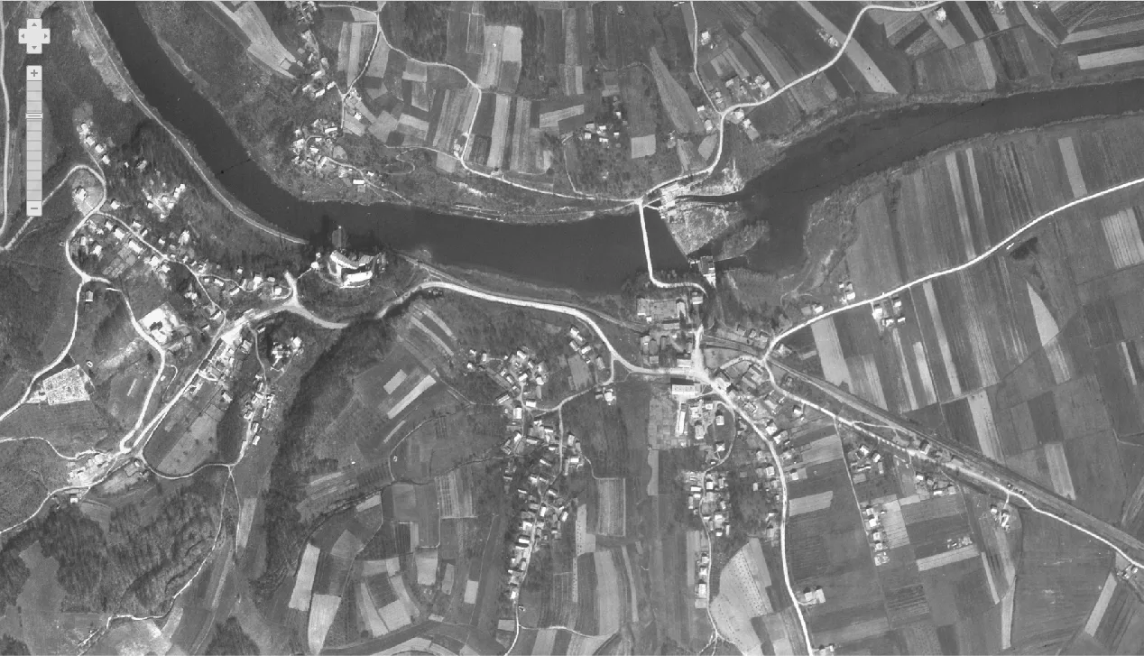Ozalj iz zraka 1968.